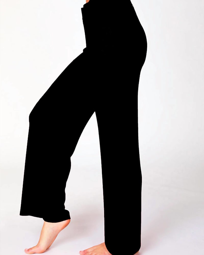 Back of a model wearing a size LG Soft Stretch Lounge Pant In Black in Black by french kyss. | dia_product_style_image_id:356299